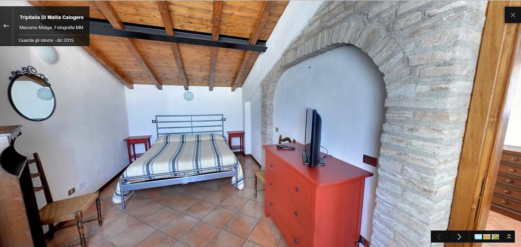 Via Toscana House Parma Szoba fotó